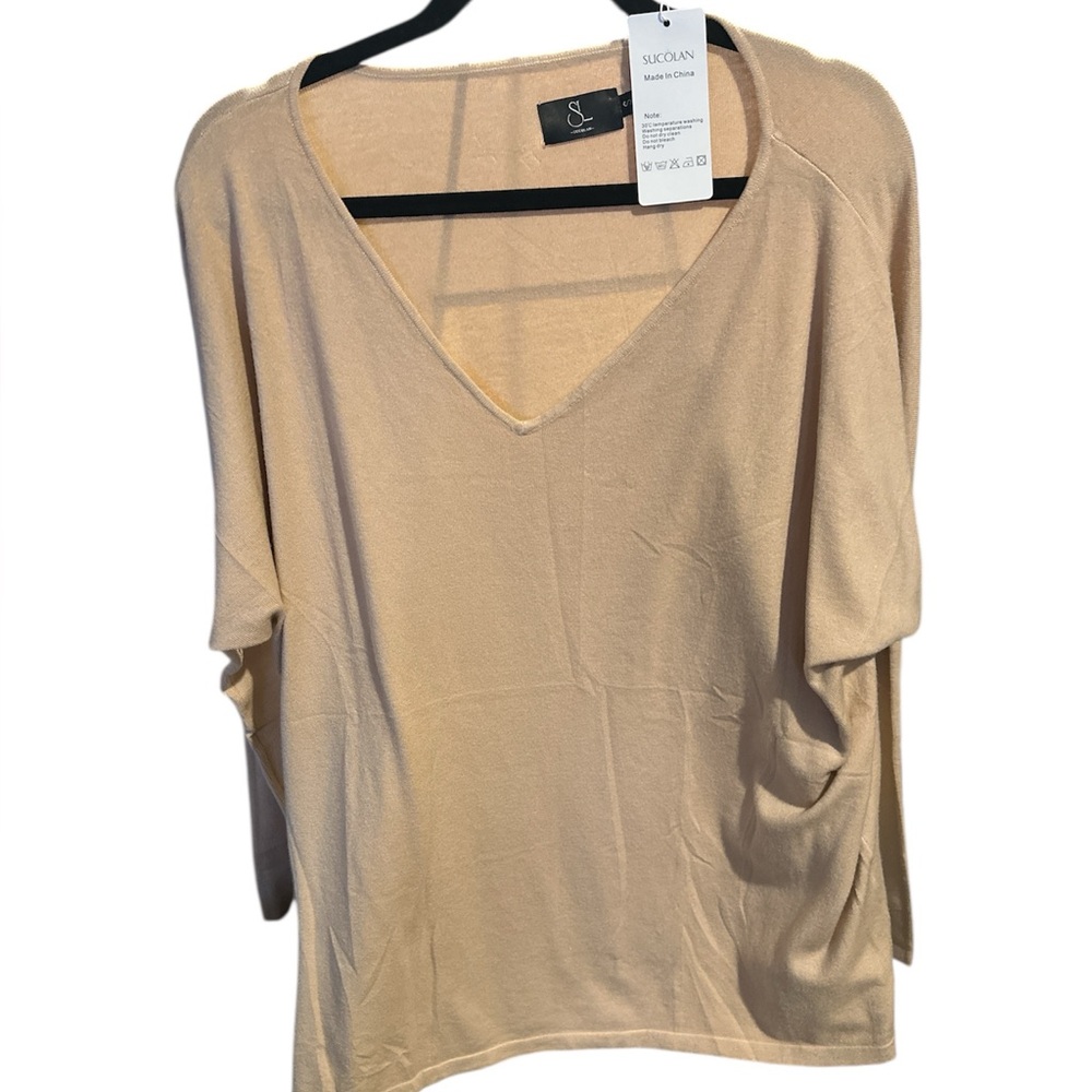 Sucolan Women's small v-neck lightweight sweater/top New